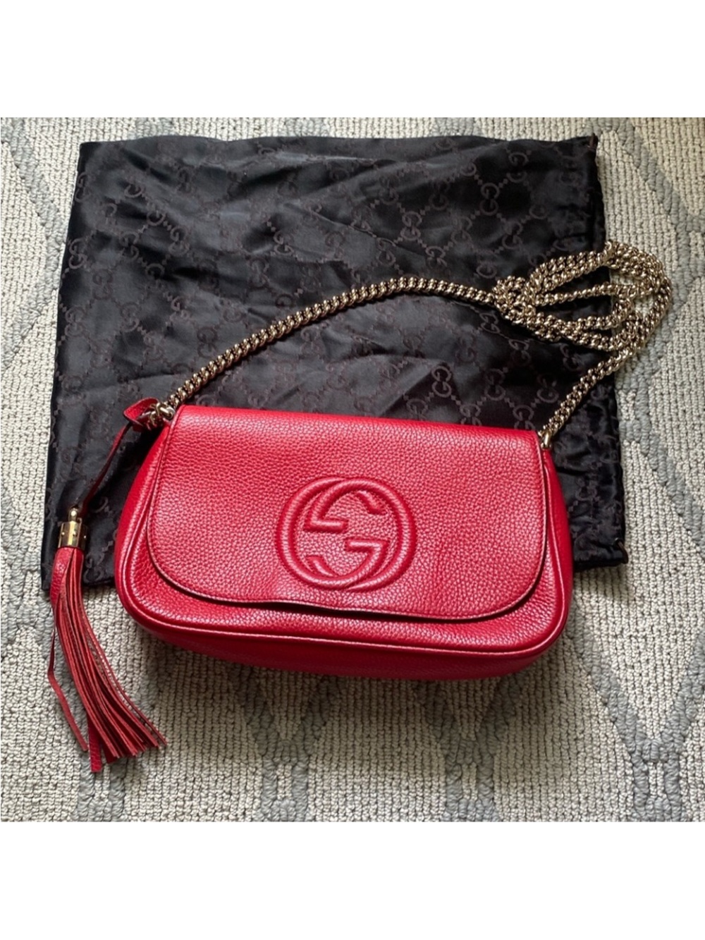 Authentic Gucci Red Soho Disco Shoulder Bag with Tassel and Chain